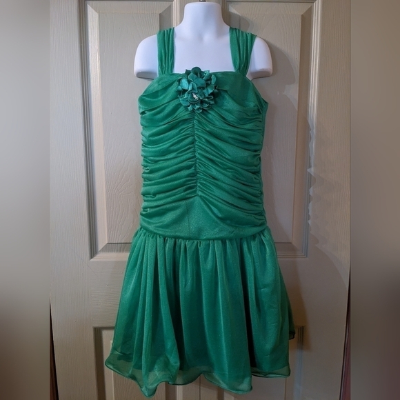 New with Tags Classic Fashion Party, wedding, baptism, Easter, T21